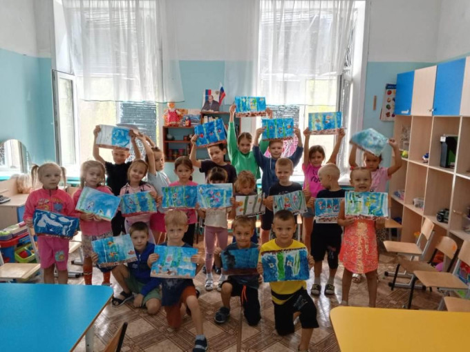 "Вода - одно из ценнейших природных богатств. Подводный мир" "Вода - одно из ценнейших природных богатств. Подводный мир".